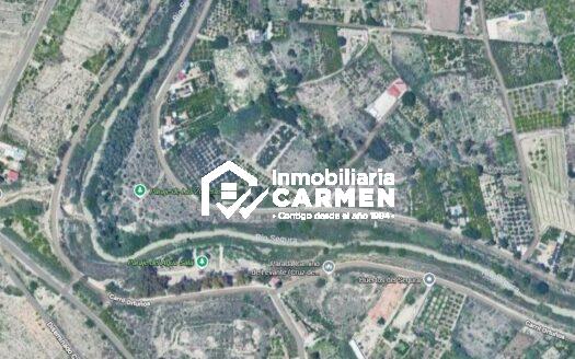 Parcela rústica cerca del Paraje del Agua Salá