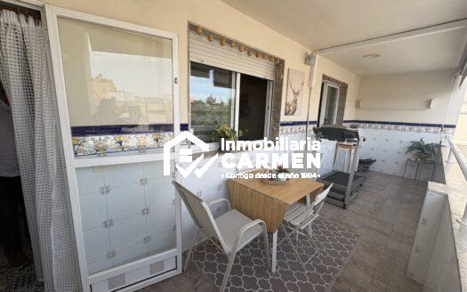 Amplia vivienda en la zona de Campoamor con terraza.