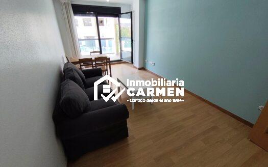 VIVIENDA DE ALQUILER CON PISCINA